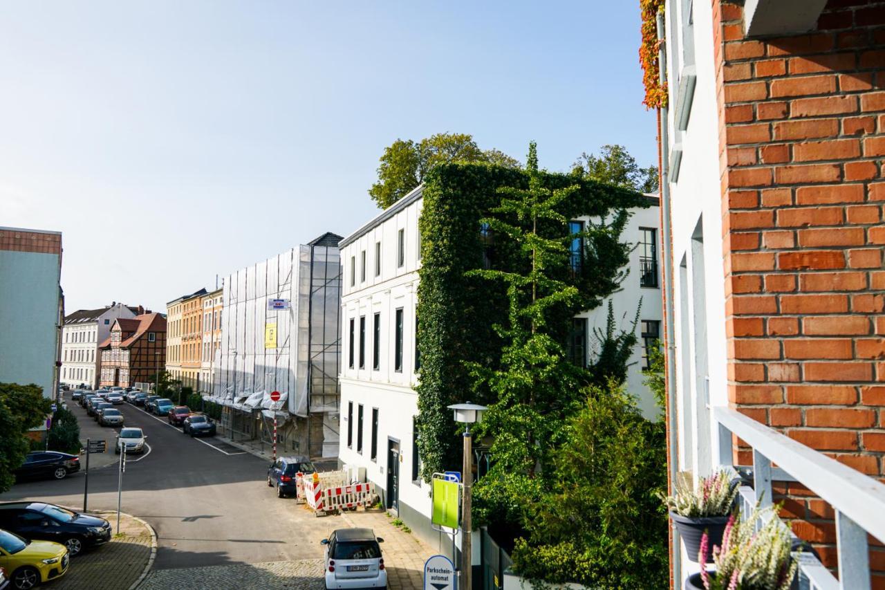 Gemuetliche Ferienwohnung In Der Altstadt 什未林 外观 照片